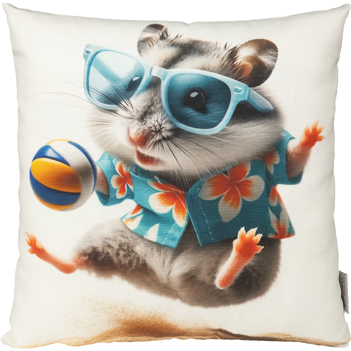 lustiges Dekokissen mit einem Hamster der Volleyball im Sand spielt